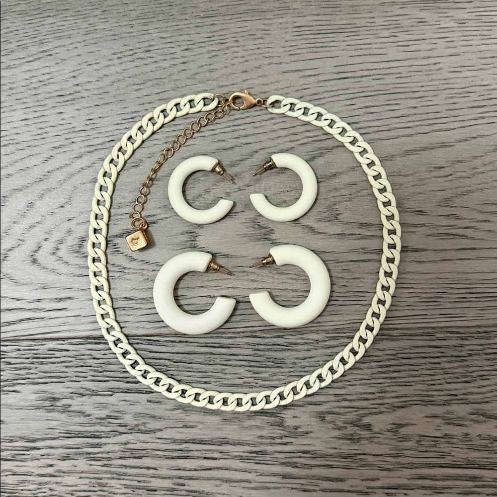 Thirty Years Tube Hoop Earrings and Cuban Link Chain Necklace - Puff